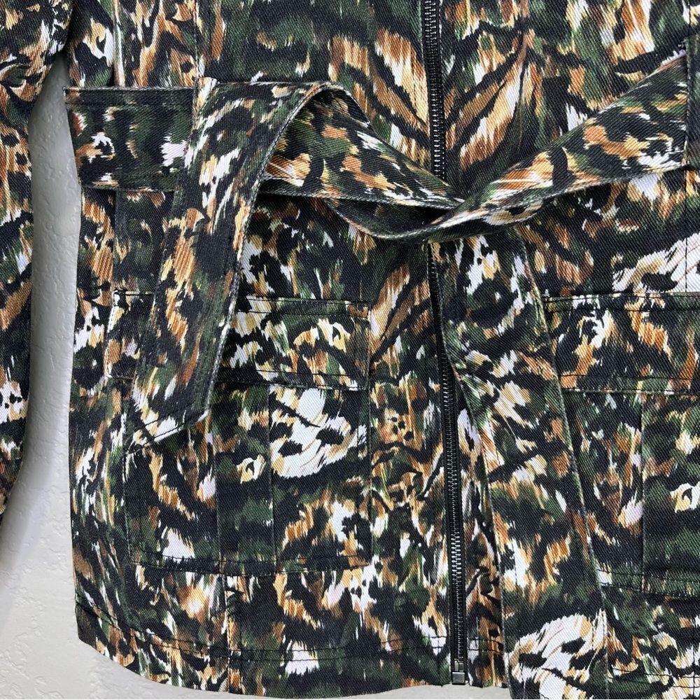 NEW Ted Baker Inniza Printed Cargo Jacket Size 4 - Picture 9 of 14